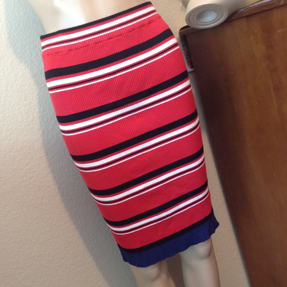 Striped ribbed pencil skirt N006